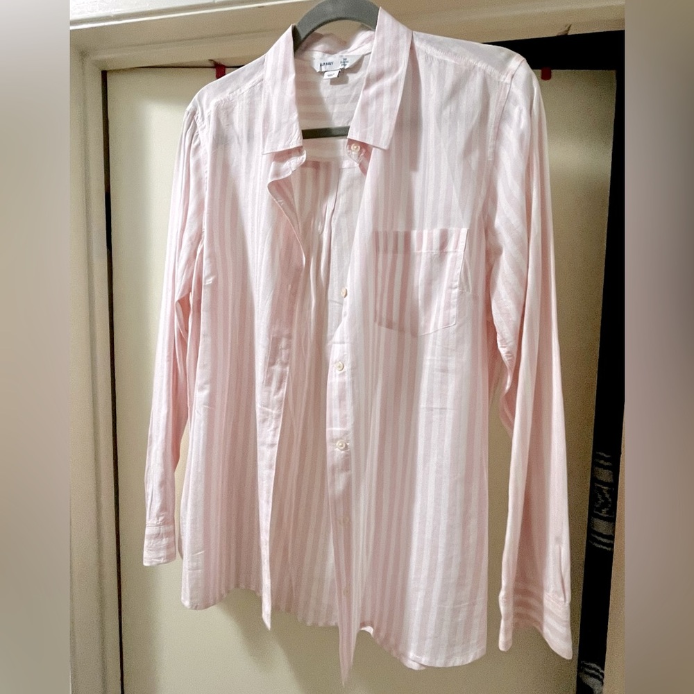 Old Navy Classic Button Up Pink and White Stripe size Large